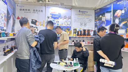 Nhiệt liệt tiếp đ&oacute;n kh&aacute;ch h&agrave;ng